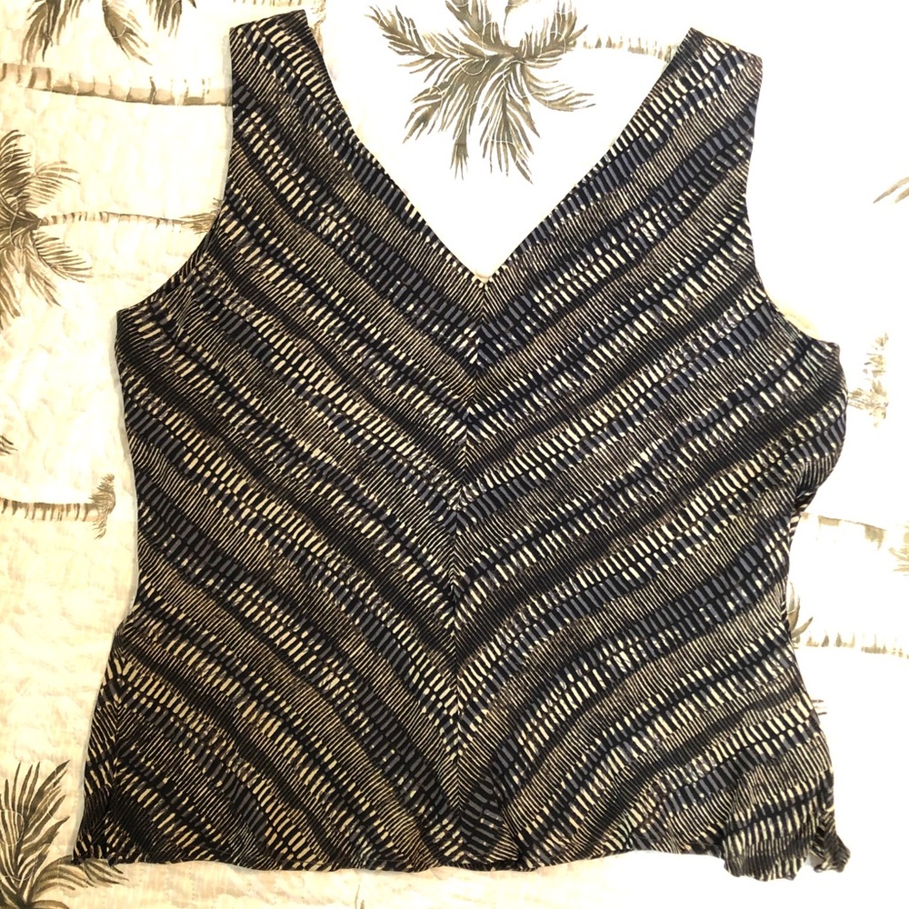 Sleeveless silk top in tribal pattern